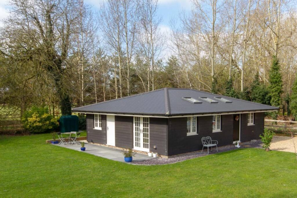 Breckland Cottage - Secluded Country Getaway Hockwold cum Wilton Exterior foto